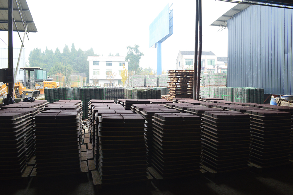 南充透水磚廠加油干多出磚，市政建設好喜好